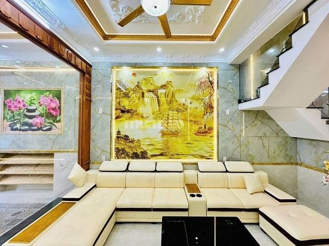 Nhà mới đẹp, đường rộng, 3 lầu, 4PN, Hiệp Thành 35,Q12 giá chỉ 4,25 tỷ