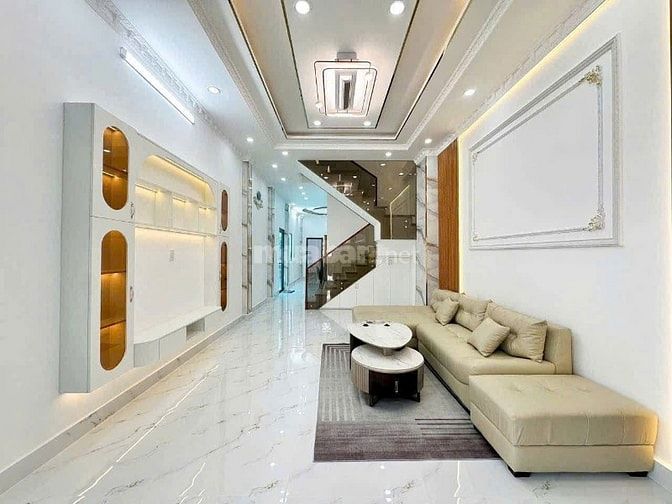 CHỦ GIẢM SÂU 5 TỶ 8 ĐƯỜNG LÊ VĂN SỸ QUẬN 3 - DT 63,7M2 - HXH - SHR