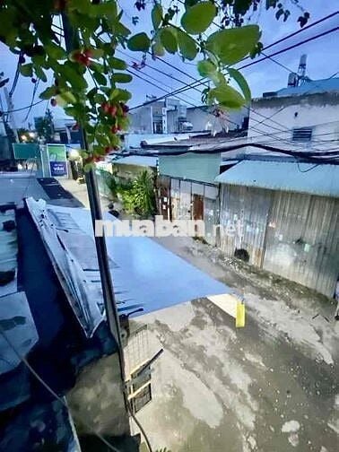 - NHÀ 3 TẦNG GẦN CHỢ LIÊN KHU 5-6 – BÌNH TÂN.