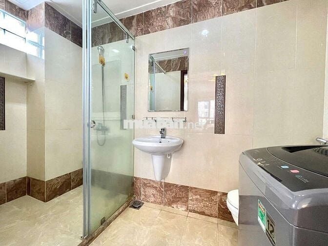 Căn Hộ 1PN 45m2_Thang Máy_Máy Giặt Riêng_Oto tận nhà_Gần UEF,HUTECH