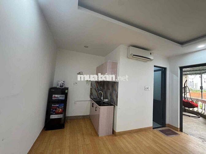 siêu phẩm mới ra lò phòng ban công full nội thất