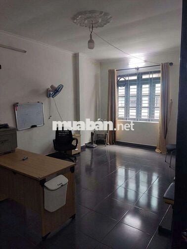 Nhà dt 100m2, hẻm xe tải, gần sân bay, tiện mở VP, kho, kinh doanh.