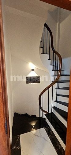 Bán Nhà Ngõ 67 Trần Khát Chân Hai Bà Trưng 35mx5T Cách Ô tô 10m SĐCC.
