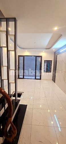 Bán Nhà Ngõ 67 Trần Khát Chân Hai Bà Trưng 35mx5T Cách Ô tô 10m SĐCC.