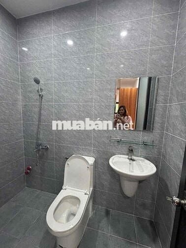 siêu phẩm mới ra lò phòng ban công full nội thất
