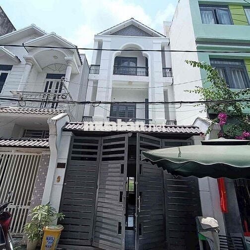 Bán Nhà Ngã Tư ga,vị trí đẹp,tại thạnh lộc 16, Quận 12