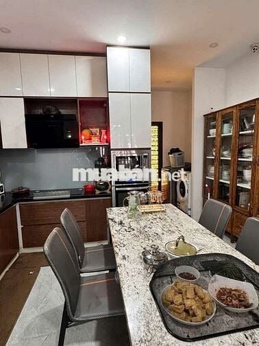 Bán nhà 4 tầng mặt tiền Lâm Nhĩ, phường Hoà An, cẩm lệ.