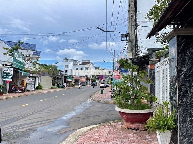 Nhà 2 mặt tiền hoàn công Nguyễn Bỉnh Khiêm – TT Bảo Lộc – full thổ cư