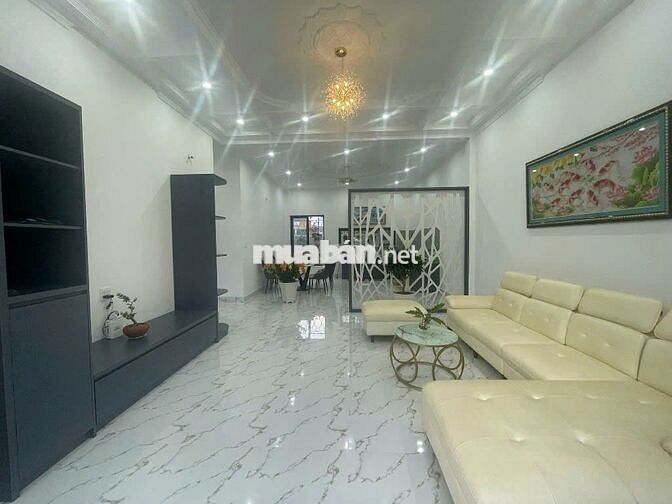 NHÀ BIỆT THỰ HẺM 93 HÀ GIANG - PHƯỜNG 1 - TP.BẢO LỘC NGAY TRUNG TÂM