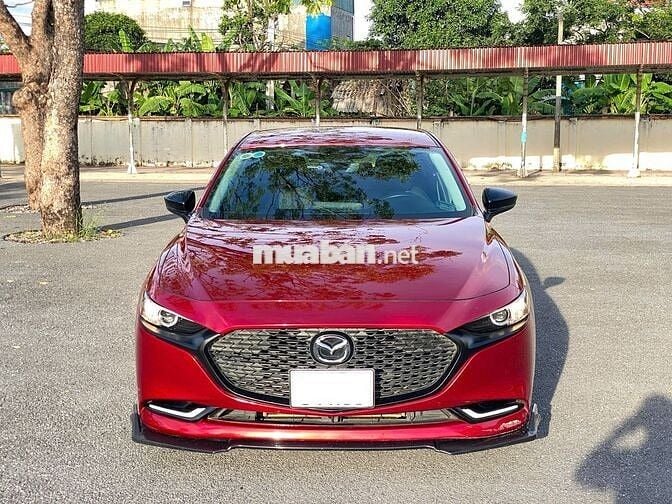 Mazda 3 2022 1.5L Luxury - 70000 km