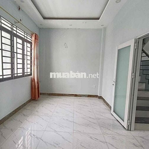 Bán Nhà Ngã Tư ga,vị trí đẹp,tại thạnh lộc 16, Quận 12