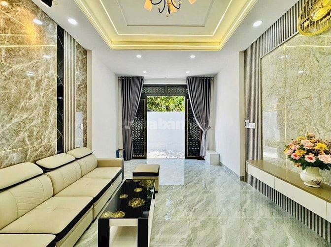 Ngộp! Bán căn nhà Nguyễn Văn Mại,P4, Tân Bình giá 3tỷ7/49,3m2.Sổ riêng