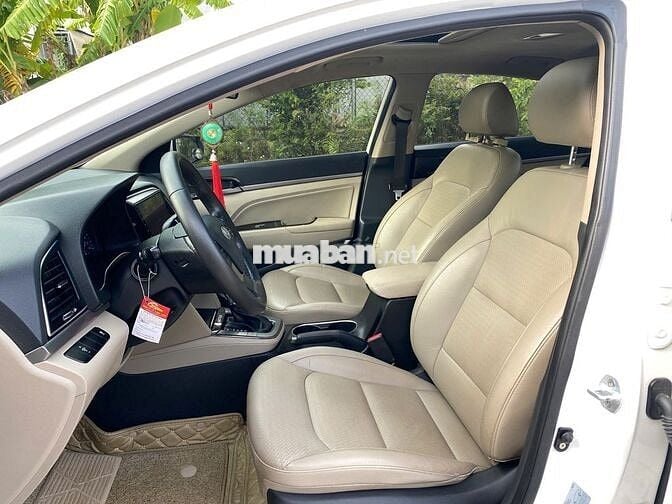 Hyundai Elantra 2019 2.0AT - 119999 km