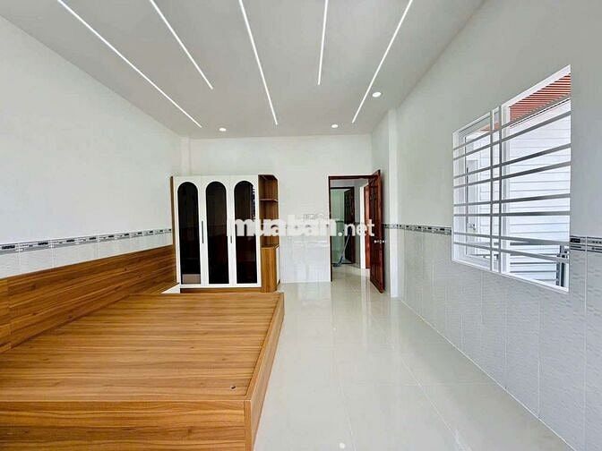 Nhà bán Tân Chánh hiệp quận 12 hẻm xe hơi 3 tầng 60m2 SHR bạn 5 tỷ 1
