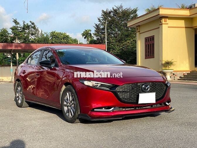 Mazda 3 2022 1.5L Luxury - 70000 km