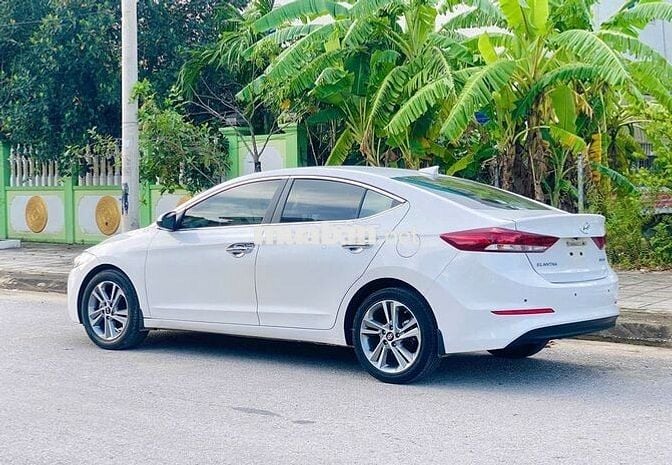 Hyundai Elantra 2019 2.0AT - 119999 km