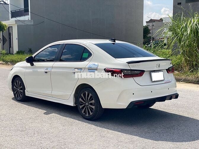 Honda City 2025 RS 1.5 AT - 8700 km