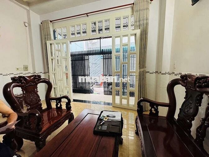 NHÀ ĐẸP TRUNG TÂM QUẬN 8  4 TẦNG HẺM TO  NGANG GẦN 5m CHỈ Nhỉnh 5 tỷ