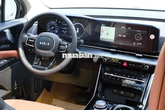Kia Carnival 2023 Signature 3.5G - 22000 km