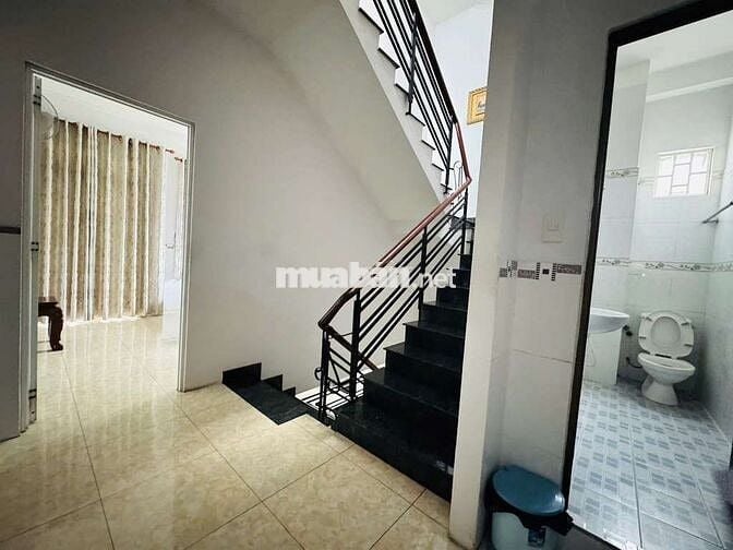 NHÀ ĐẸP TRUNG TÂM QUẬN 8  4 TẦNG HẺM TO  NGANG GẦN 5m CHỈ Nhỉnh 5 tỷ