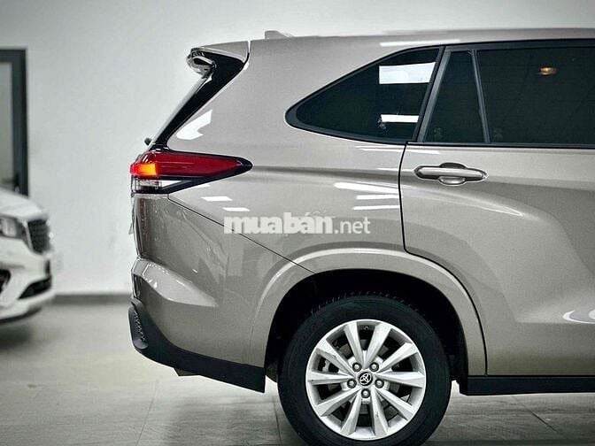 Toyota Innova Cross 2024 - 8200 km
