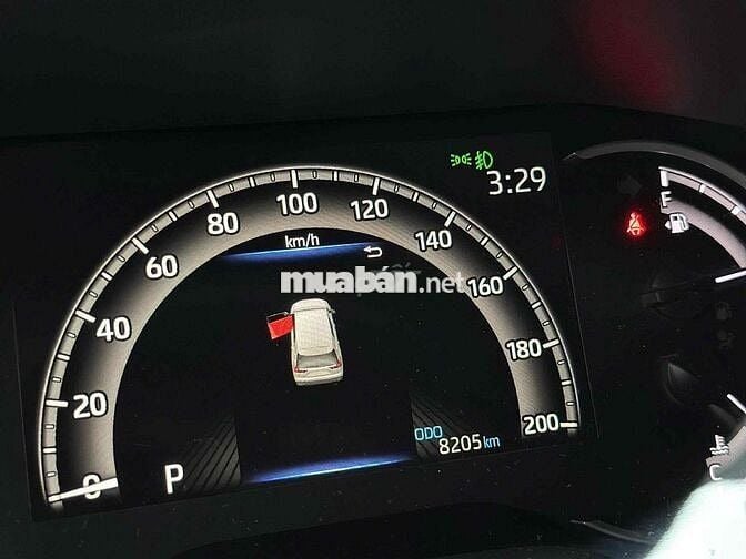 Toyota Innova Cross 2024 - 8200 km