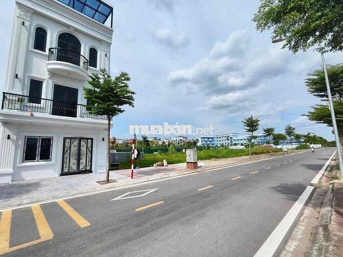 Chính chủ cần bán gấp lô đất đấu giá Huỳnh cung Tam hiệp Thanh Trì Hà