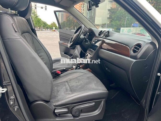 Suzuki Vitara 2015 1.6 AT - 91000 km