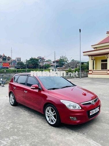 Hyundai i30 2009 1.6 AT - 120000 km