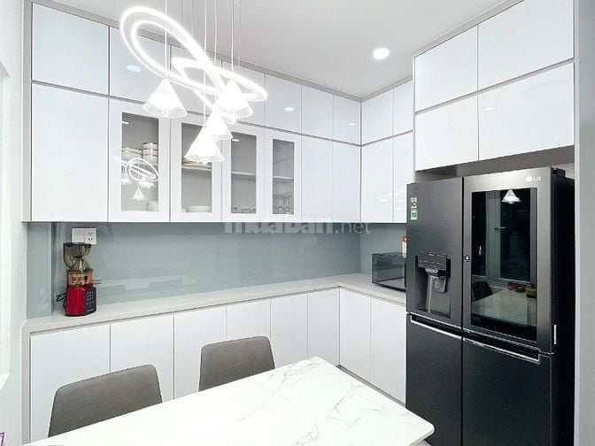 SANG NHƯỢNG MẶT BẰNG VIP – TRUNG TÂM QUẬN 1