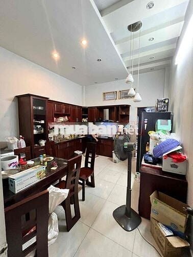 Cho thuê nhà Hẻm Xe Hơi Trệt 3 Lầu 4x18 6PN Sư Vạn Hạnh , Q10