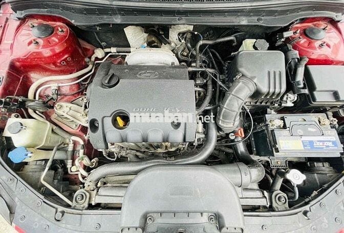 Hyundai i30 2009 1.6 AT - 120000 km