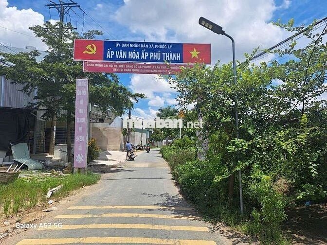 Đất thổ 2mặt tiền dt 327,6m giảm còn 2tỷ2. 2mặt tiền phước lý cầngiuộc