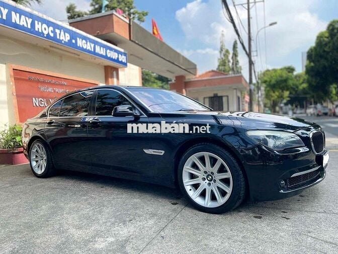 BMW 760LI 2011 - 100000 km