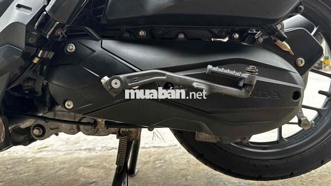 Vario 150 trắng đỏ 2016 37542 ( hỗ trợ góp )