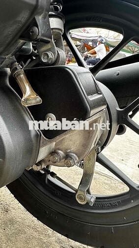 Vario 150 trắng đỏ 2016 37542 ( hỗ trợ góp )