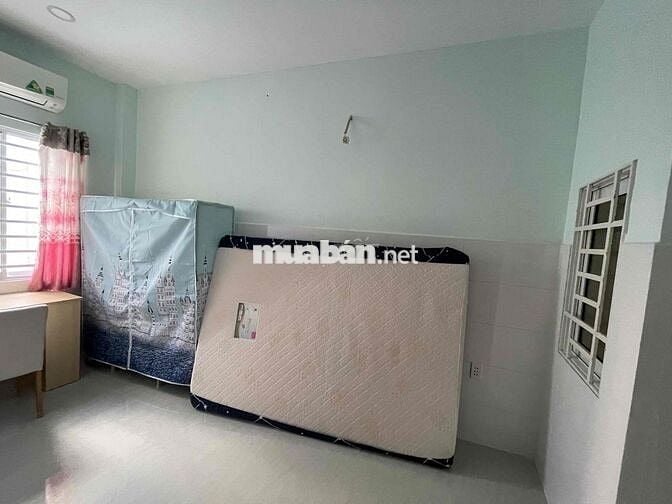 thuê phòng bình thạnh co may lạnh tolet rieng phòng mới