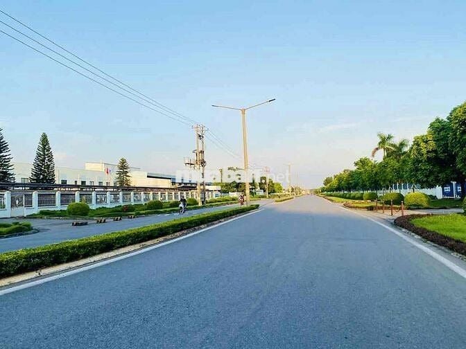 Hơn 1 tỷ-55m2-Quang Tiến-Sóc Sơn-đường thông-xe tải vào tận đất