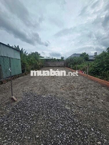 Đất MT cách chợ Phước Thạnh 200m, 5x33 full thổ cư, SHR giá 1,06 tỷ