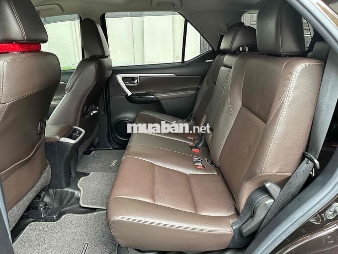 Toyota Fortuner 2018 2.4G 4x2 AT - 60000 km