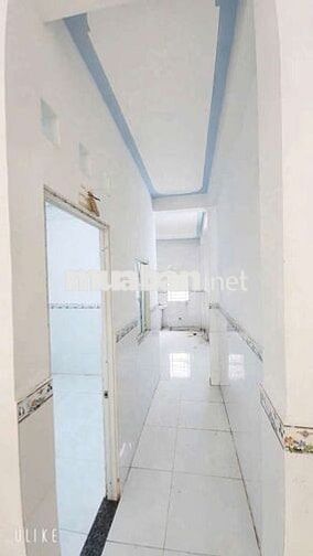 Nhà cấp 4 gác lửng chỉ 2tỷ 630 ngay chợ