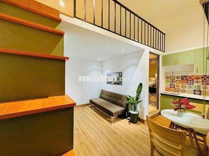 Căn Hộ Gác Cao - Rộng Rãi, Thoáng Mát…ở bao nhiêu người cũng được!