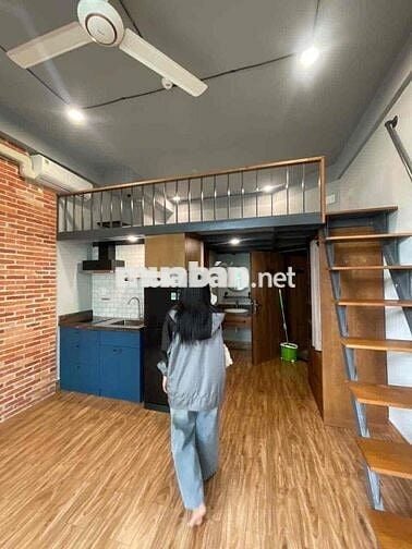 ✨ Cho Thuê Căn Hộ Có Gác 40m2, Ngay Ngã Tư Hàng Xanh, Sát Bên Quận 1 ✨