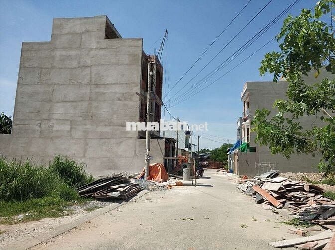 CHÍNH CHỦ CẦN BÁN GẤP LÔ ĐẤT THỔ CƯ 2 MẶT TIỀN TẠI ĐÔNG THẠNH, HÓC MÔN