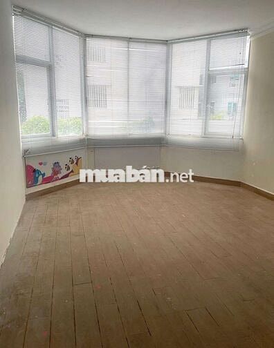 Chính chủ cho thuê.nguyên căn 4 lầu quận 1 nhà đẹp giá chỉ 60 triệu