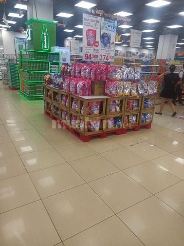 Cần Tuyển 5 Nhân Viên Trực Quầy Bán Hàng Tại Lotte mart
