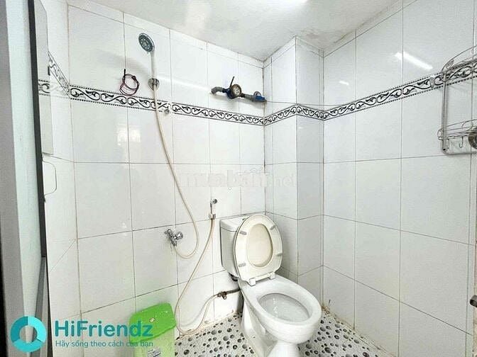 Căn Hộ Dịch Vụ Ban Công Sẵn Nội Thất - Bảo Vệ 24/7 Kế Bên BX Miền Tây