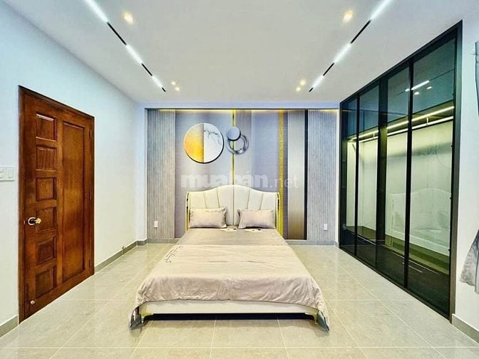 Gần sân bay nhà đẹp hẻm xe hơi 5m, Tân Trụ, Tân Bình, giá 4,75 tỷ