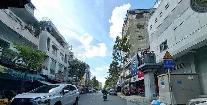 MẶT TIỀN - HUỲNH MẪN ĐẠT - DT 5.7m x 12m - GIÁ 9.7 TỶ