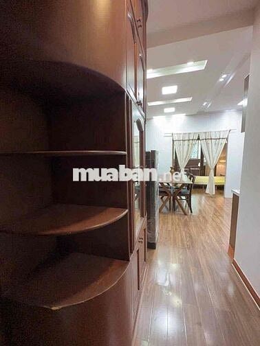 chdv phú nhuận mt thuê 40 lời 25 sang 3xx hoa lan